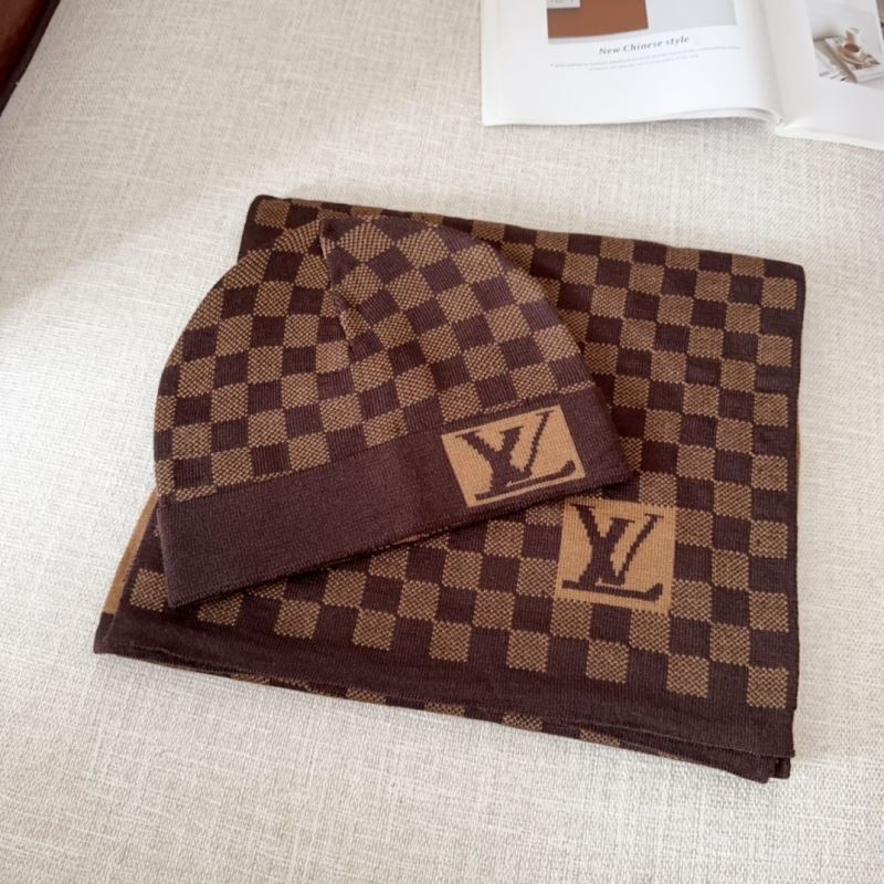 Louis Vuitton Caps Scarfs